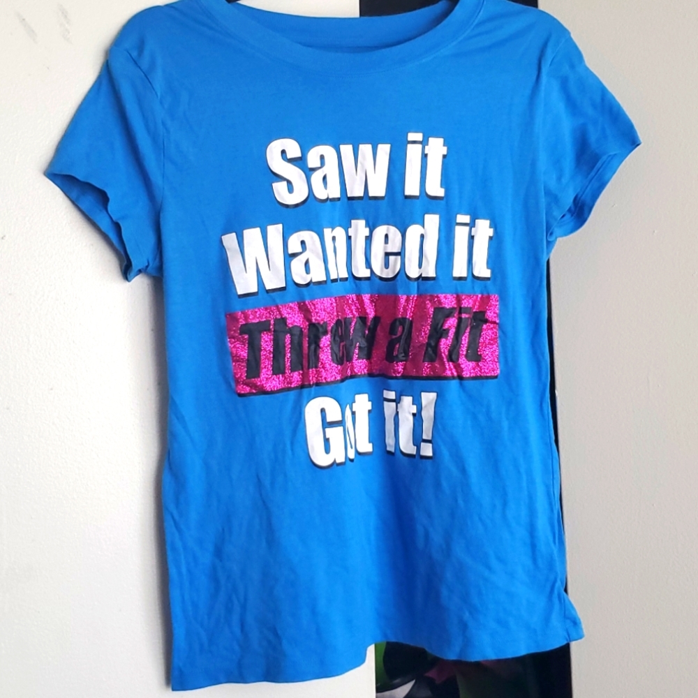 Women 2x shirt nwot runs small lrg/xl